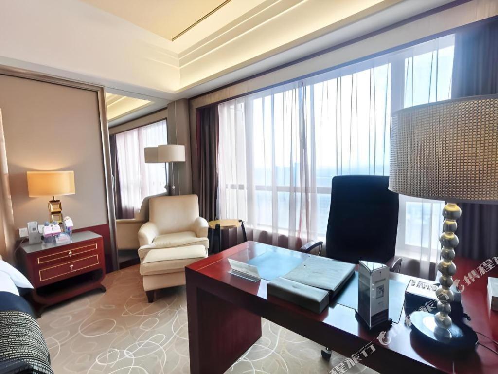 Wellton International Hotel Tungkuan Kültér fotó